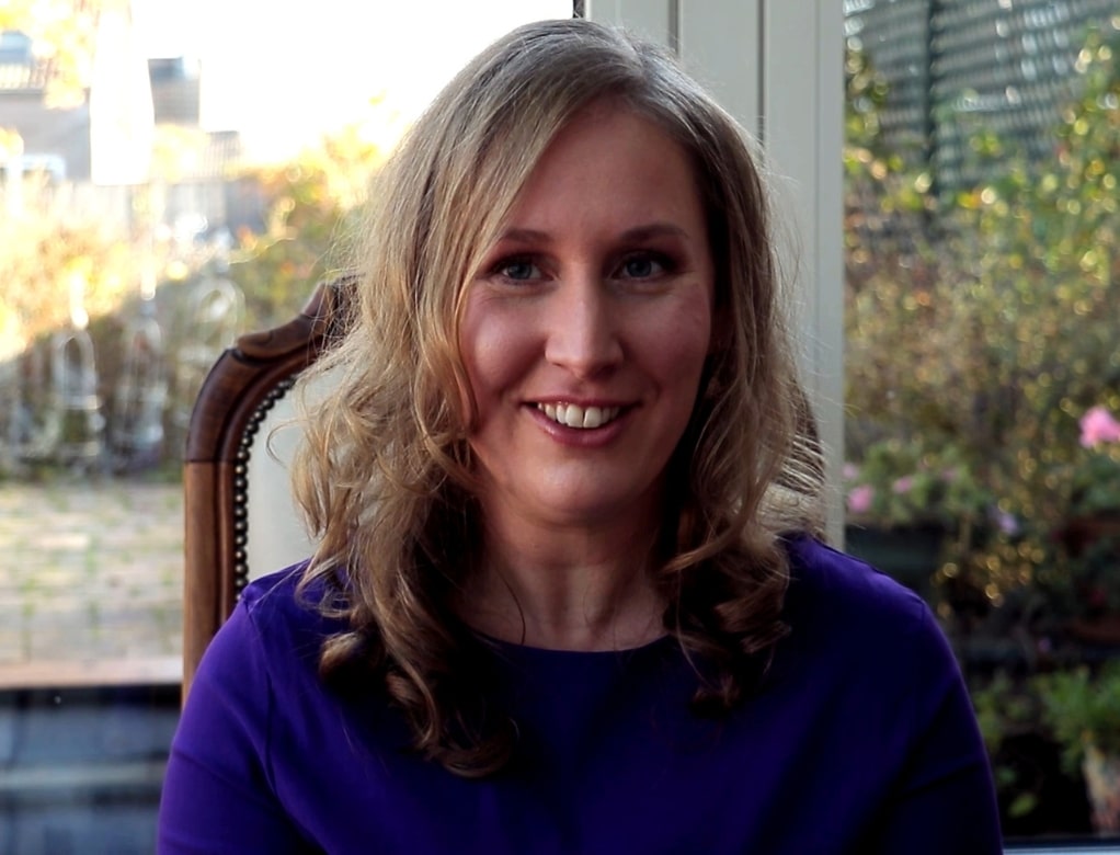 Serna - Eigenaar praktijk de rijzende feniks